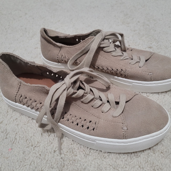 Toms Tan Sneakers Suede Low-Top Casual Size 6.5 - Picture 3 of 8